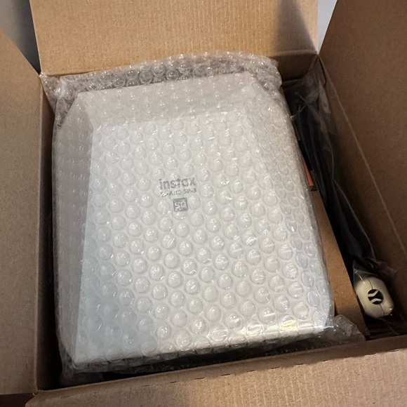 FujiFilm Instax Share Printer SP-3 SQ - Picture 5 of 6